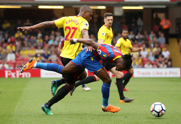 多名年轻球 多名年轻球