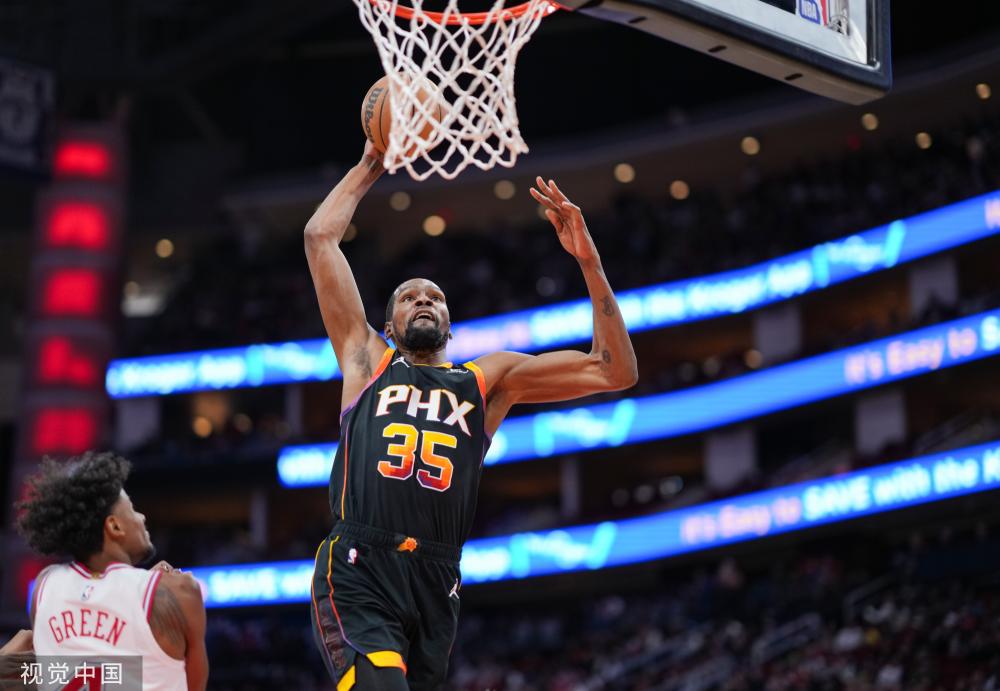 他显然在追 他显然在追